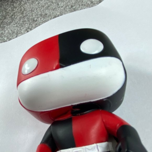 Funko Pop Animation DC Super Heroes #124 Impopster Harley Quinn Batman READ Desc - Picture 15 of 16